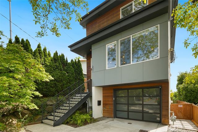221 NW 50th Street, Seattle, WA 98107