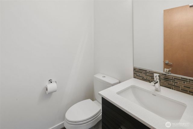 221 NW 50th Street, Seattle, WA 98107
