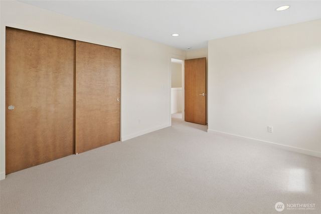 221 NW 50th Street, Seattle, WA 98107