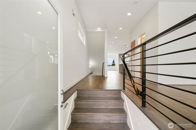 221 NW 50th Street, Seattle, WA 98107