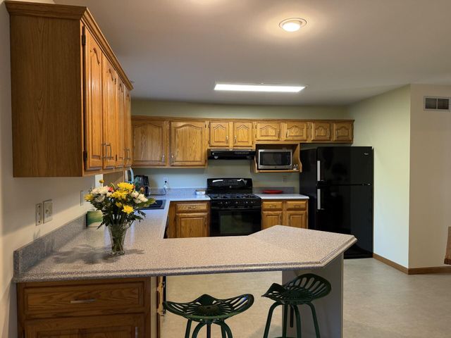 403 Sand Creek Drive N, Chesterton, IN 46304