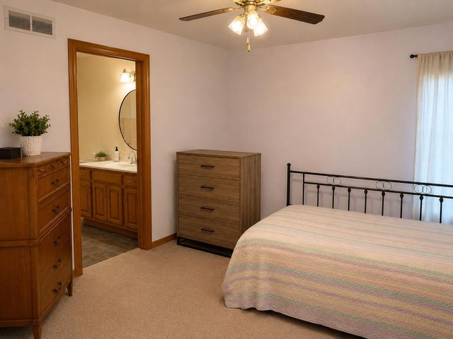 403 Sand Creek Drive N, Chesterton, IN 46304