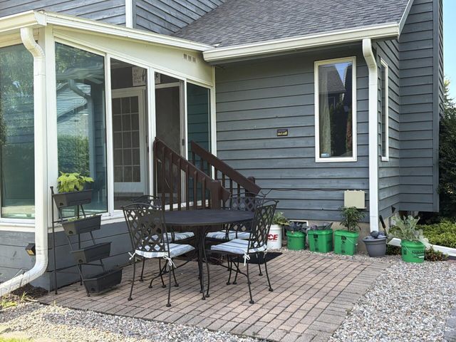 403 Sand Creek Drive N, Chesterton, IN 46304