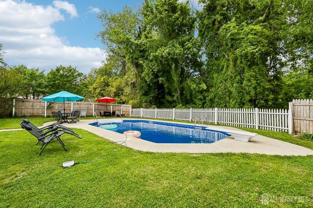 13 Spruce Avenue, Bordentown Twp, NJ 08505