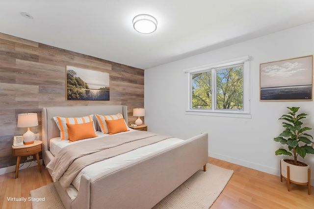 17046 Chiltern Hills Road, Minnetonka, MN 55345