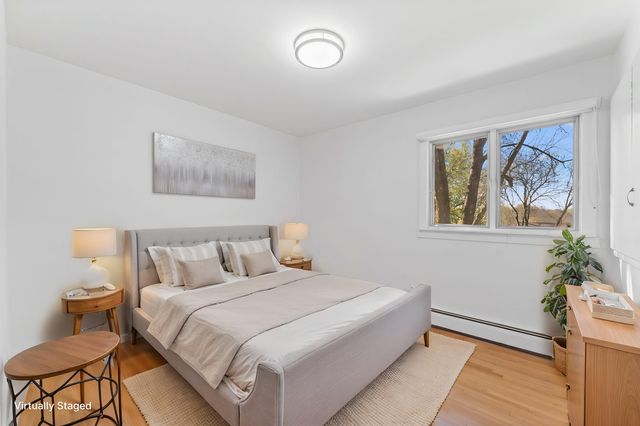 17046 Chiltern Hills Road, Minnetonka, MN 55345