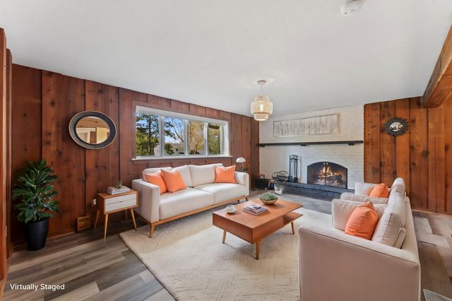 17046 Chiltern Hills Road, Minnetonka, MN 55345