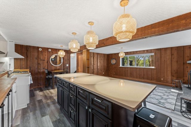 17046 Chiltern Hills Road, Minnetonka, MN 55345