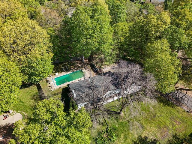 17046 Chiltern Hills Road, Minnetonka, MN 55345
