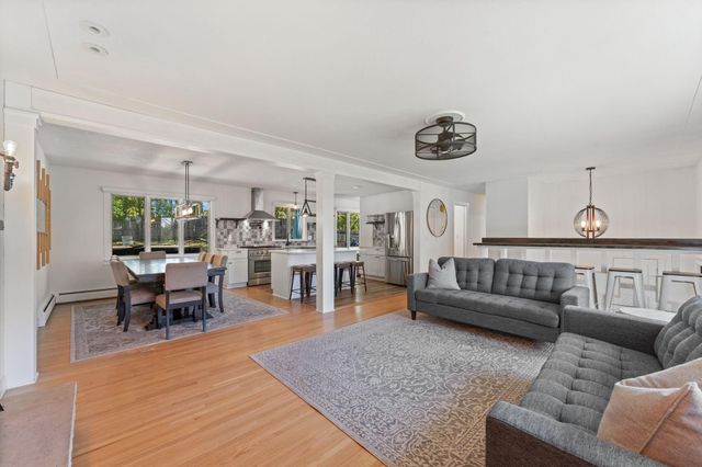 17046 Chiltern Hills Road, Minnetonka, MN 55345