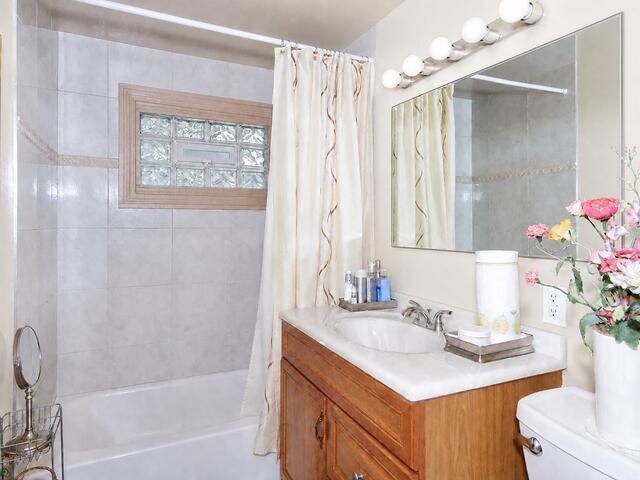 3961 168th Street, Country Club Hills, IL 60478