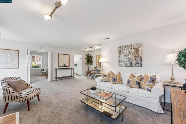 405 Centre Court, Alameda, CA 94502