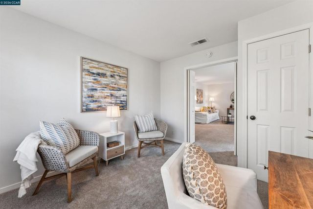 405 Centre Court, Alameda, CA 94502