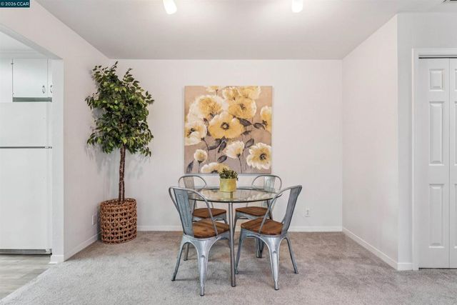 405 Centre Court, Alameda, CA 94502