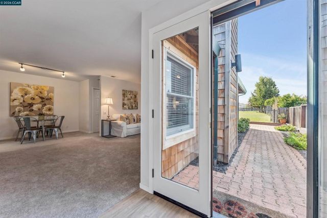 405 Centre Court, Alameda, CA 94502