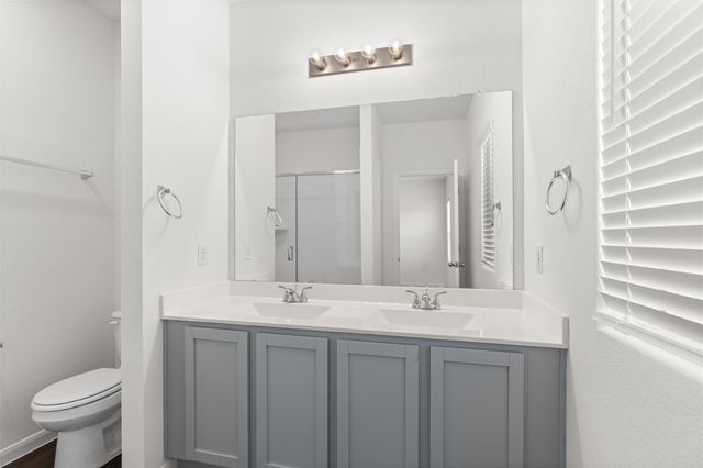 108 Biscayne DR, Hutto, TX 78634
