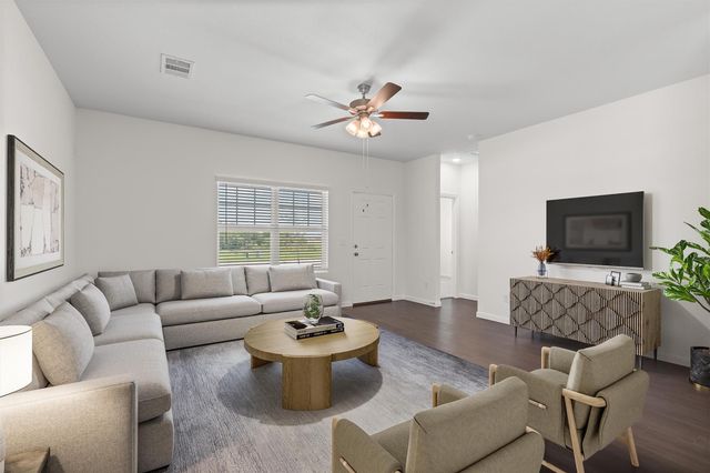 108 Biscayne DR, Hutto, TX 78634