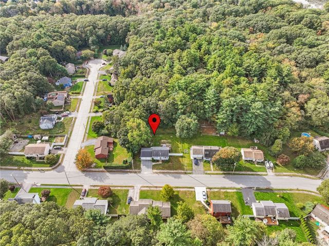19 Black Walnut Drive, Coventry, RI 02816