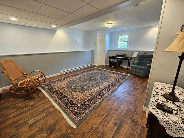 19 Black Walnut Drive, Coventry, RI 02816