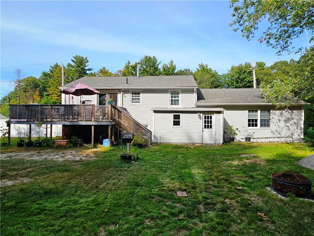 19 Black Walnut Drive, Coventry, RI 02816