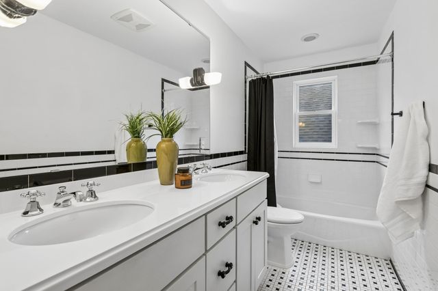 4603 Vincent Avenue S, Minneapolis, MN 55410