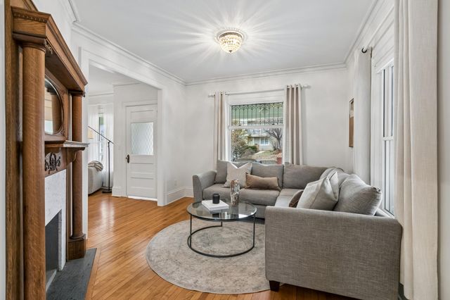 4603 Vincent Avenue S, Minneapolis, MN 55410