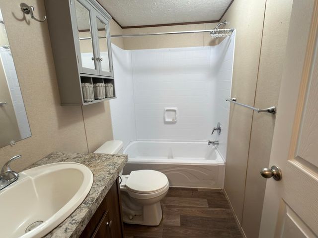 268 E Violet Lane, Defuniak Springs, FL 32433