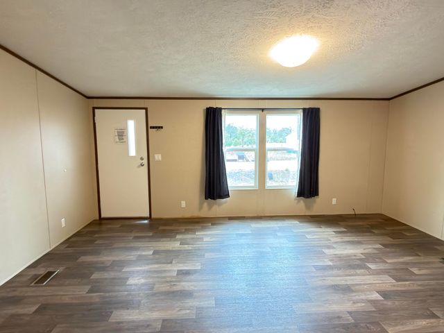 268 E Violet Lane, Defuniak Springs, FL 32433