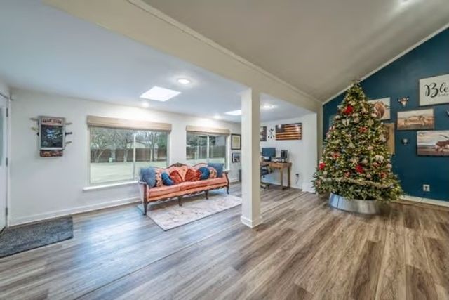 108 Bob White Avenue, Weatherford, TX 76086