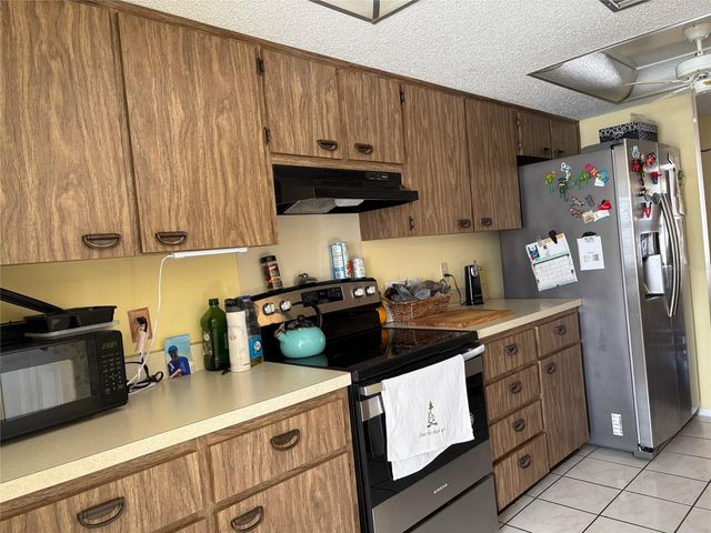 3813 STAYSAIL LANE, Holiday, FL 34691