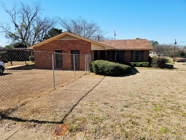 1058 PELHAM Street, Montgomery, AL 36104