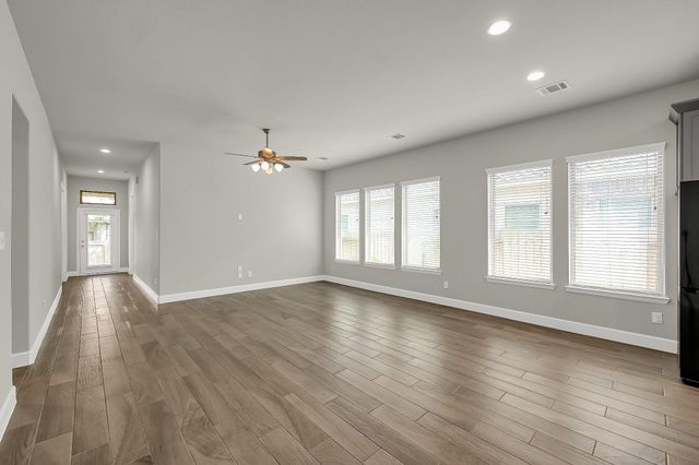 328 Rise Lane, Montgomery, TX 77316