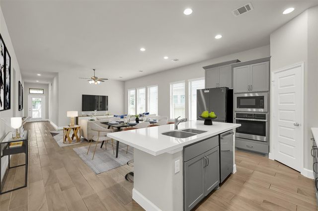 328 Rise Lane, Montgomery, TX 77316