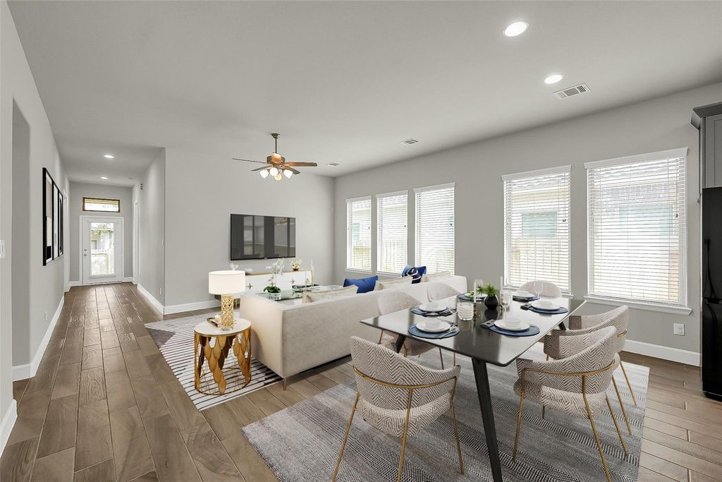 328 Rise Lane, Montgomery, TX 77316