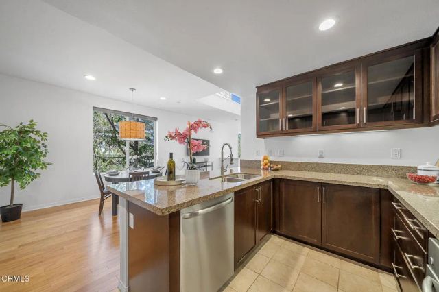 573 Rockefeller, Irvine, CA 92612