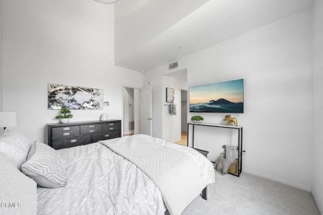 573 Rockefeller, Irvine, CA 92612