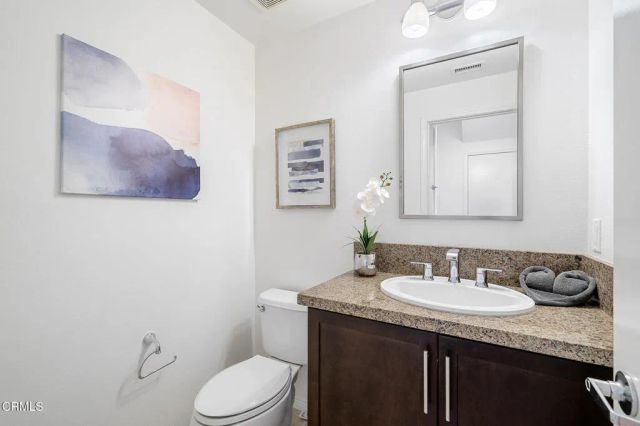 573 Rockefeller, Irvine, CA 92612
