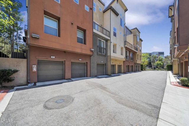 573 Rockefeller, Irvine, CA 92612