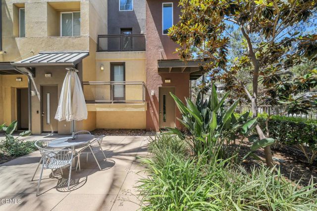 573 Rockefeller, Irvine, CA 92612