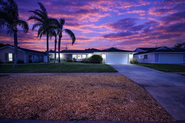 4167 Russell Street, Jupiter, FL 33469