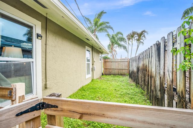 4167 Russell Street, Jupiter, FL 33469