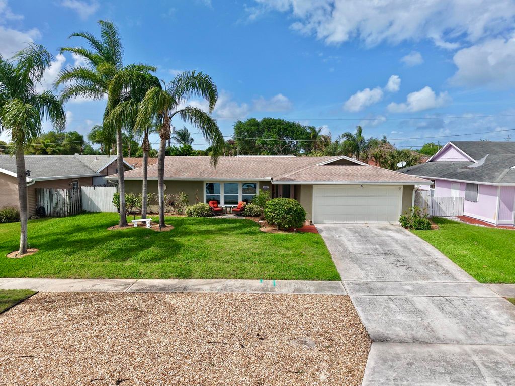 4167 Russell Street, Jupiter, FL 33469