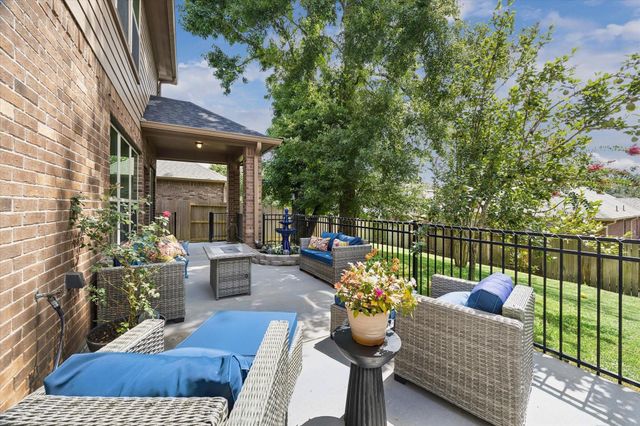 1014 Cedar Lake Court, Conroe, TX 77384