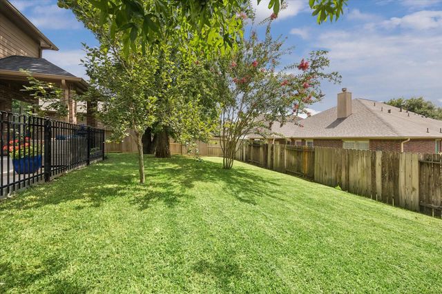 1014 Cedar Lake Court, Conroe, TX 77384