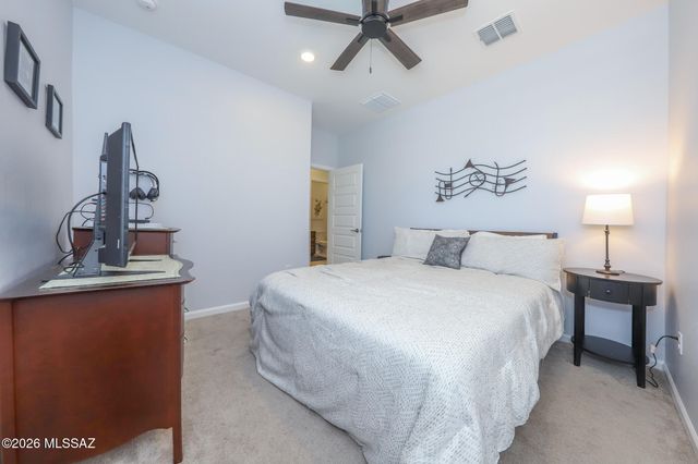 7136 W Vineridge Drive, Tucson, AZ 85757