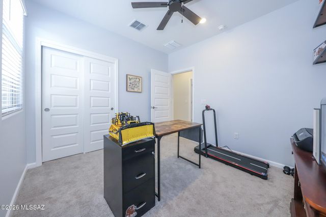 7136 W Vineridge Drive, Tucson, AZ 85757