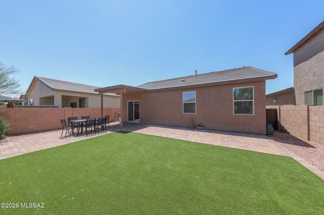 7136 W Vineridge Drive, Tucson, AZ 85757