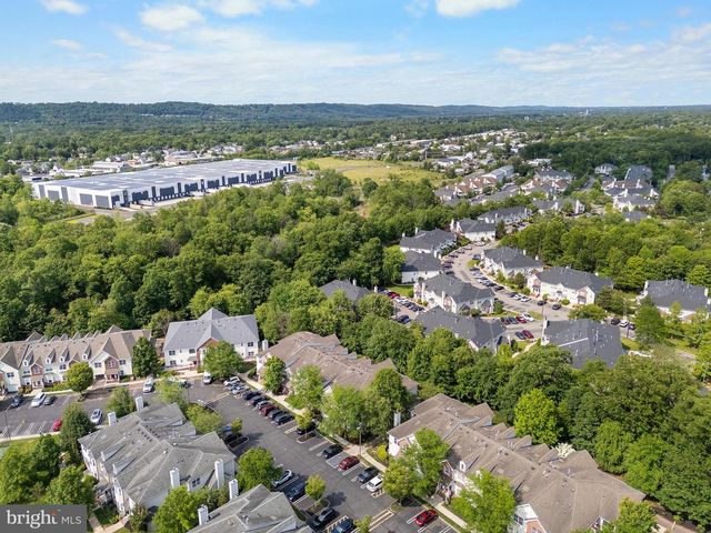 107 FOREST DR, Piscataway, NJ 08854