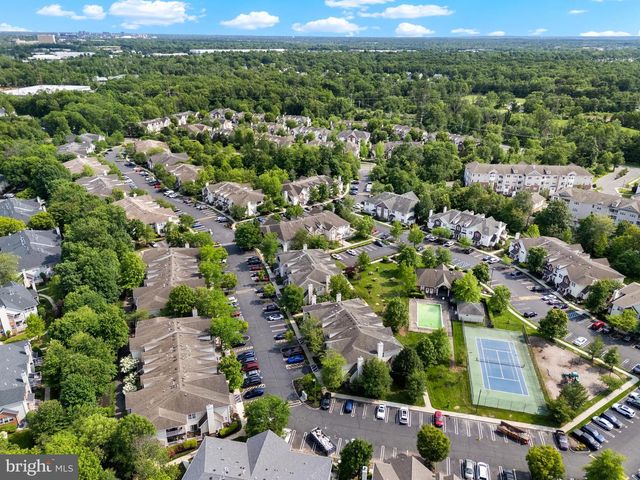 107 FOREST DR, Piscataway, NJ 08854