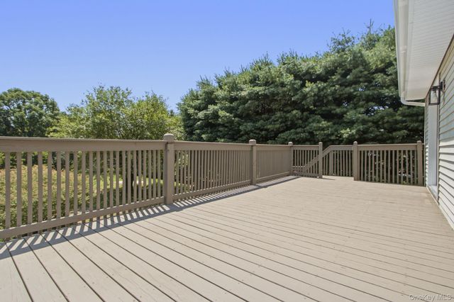 83 Smith Road, Poughkeepsie, NY 12603